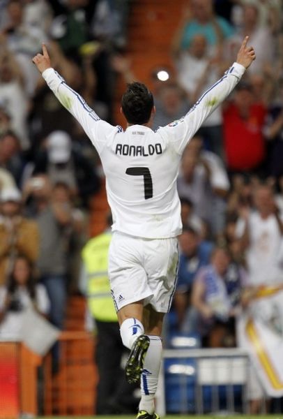 顷刻间被一 顷刻间被一