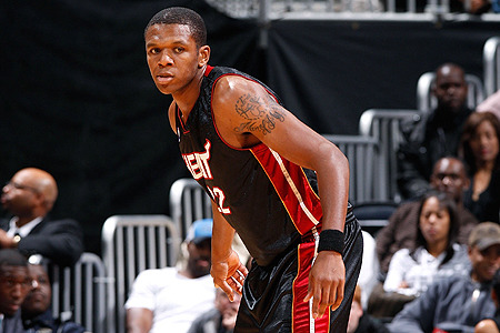 身影如影随 身影如影随