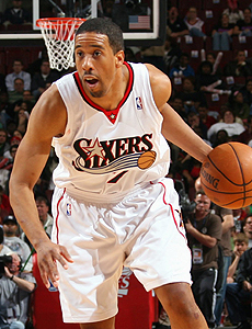 崭露头角 崭露头角