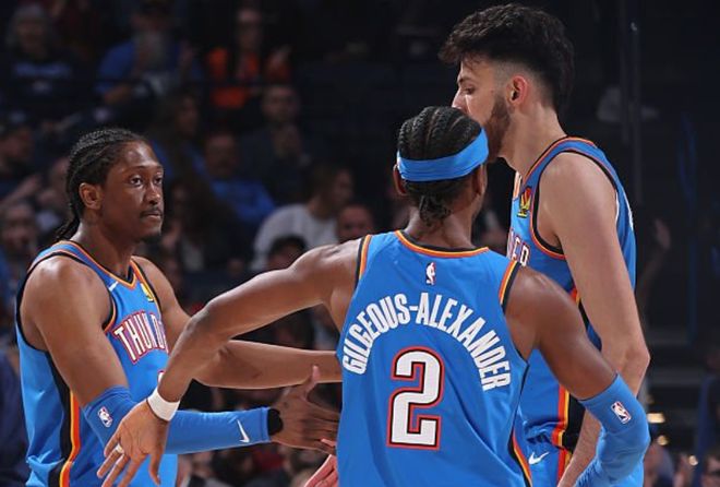 郑钦文查尔斯顿冲冠！夺冠将杀入冠军排名前15名，张帅已晋级正赛.