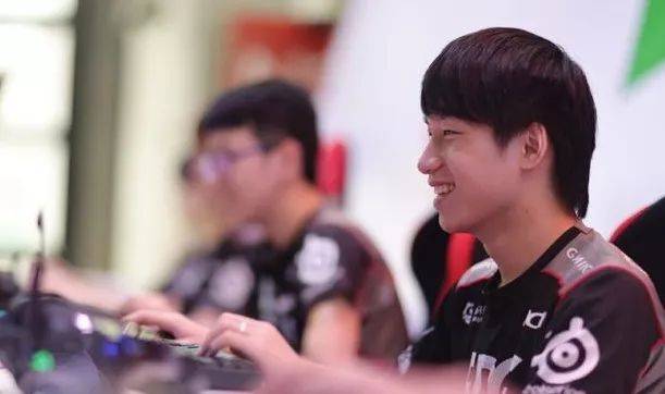 盟中更具竞 盟中更具竞