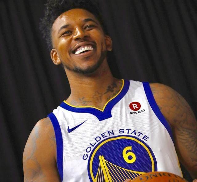 脱离本方半 脱离本方半