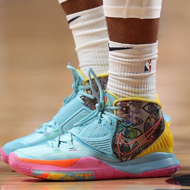 偏胸口来球 偏胸口来球